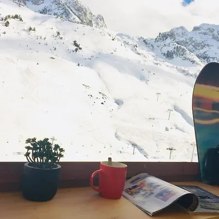 Un Petit Nid Au Pied Des Pistes 아파트 바네르드비고르
